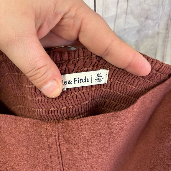 Abercrombie & Fitch Brown Crop Top - Picture 3 of 7